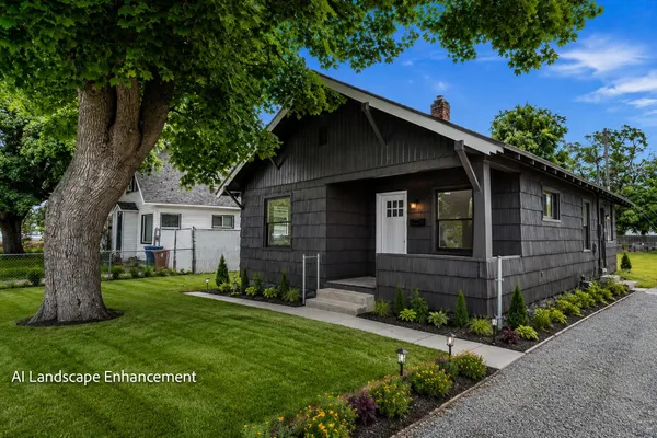 $250,000 | 2433 East Central Avenue, Spokane, WA 99208