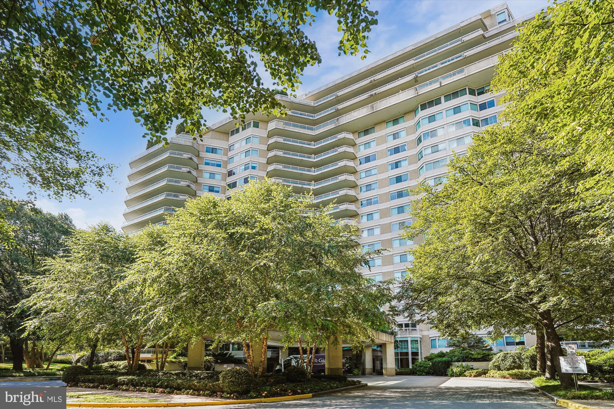 5600 Wisconsin Avenue, Unit 1105 Chevy Chase, MD 20815 - Photo 43 of 67