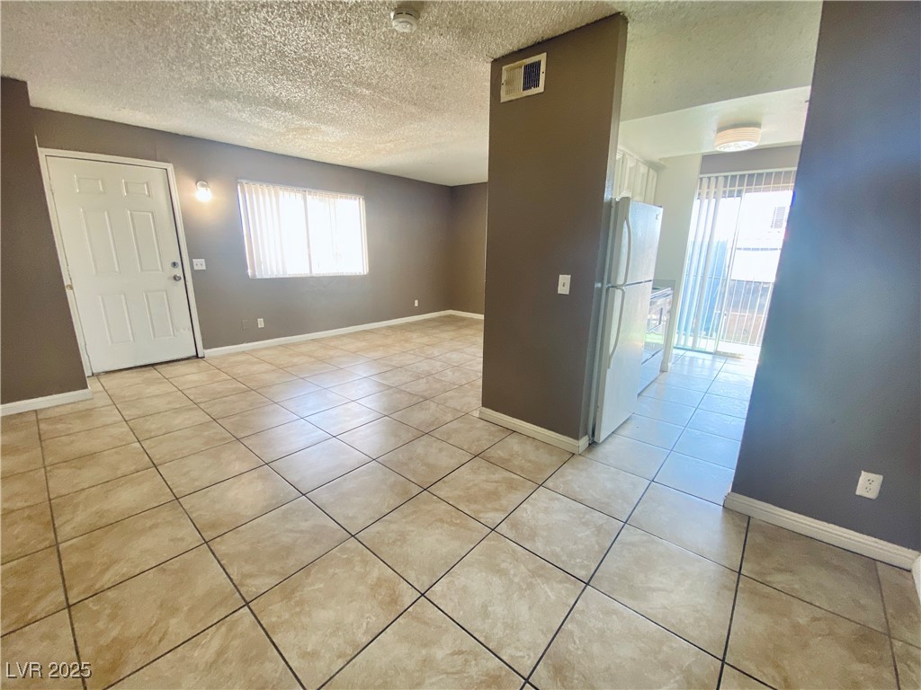 3620 Ala Drive, Unit 3 Las Vegas, NV 89103 - Photo 2 of 8