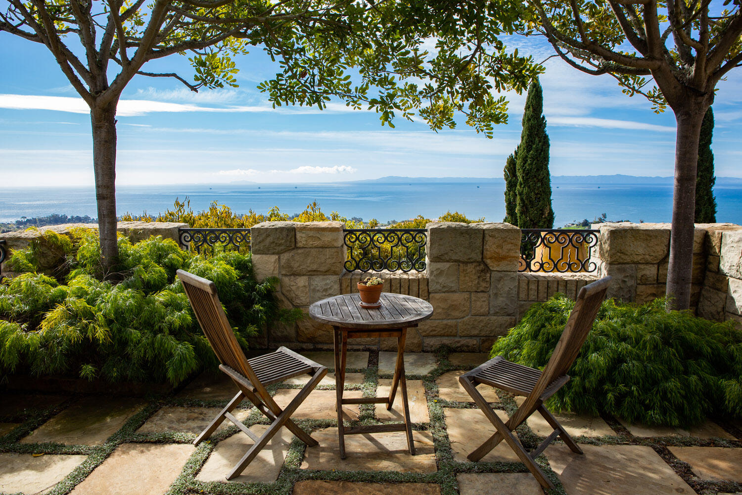 550 Freehaven Drive Montecito, CA 93108 - Photo 17 of 38 a view of a chairs and table in the patio