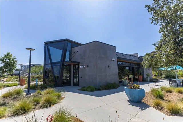 $925,000 | 147 Sash, Irvine, CA 92618