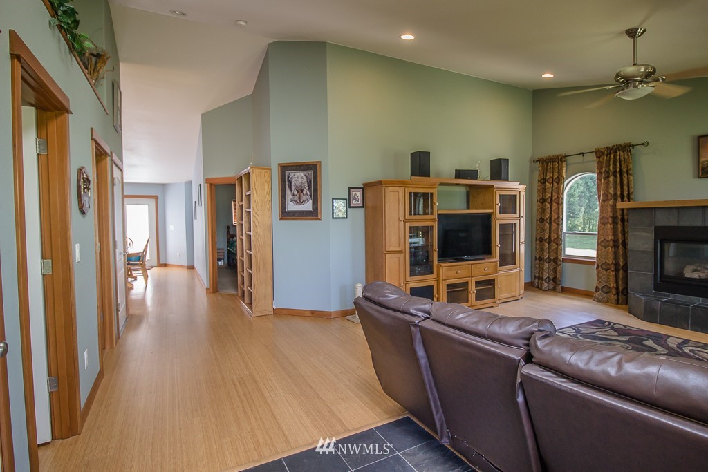 3439 Brown Road Ferndale, WA 98248 - Photo 5 of 25