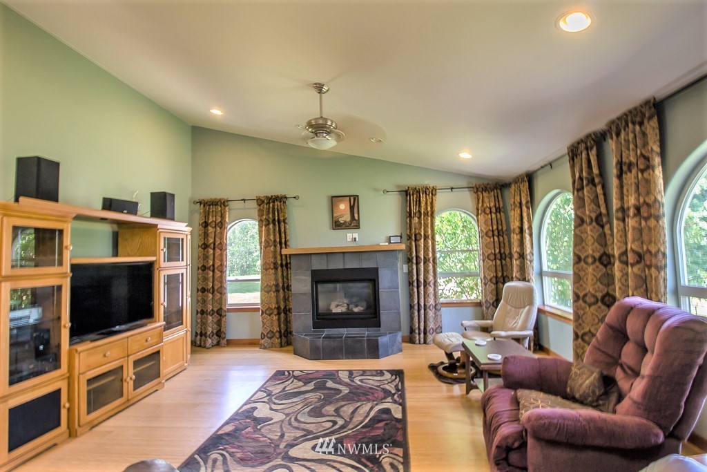 3439 Brown Road Ferndale, WA 98248 - Photo 6 of 25