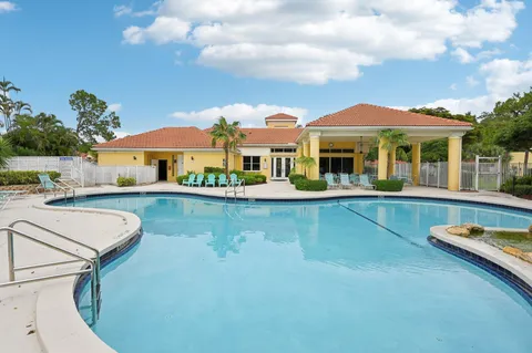 $385,000 | 1019 Via Jardin, Riviera Beach, FL 33418