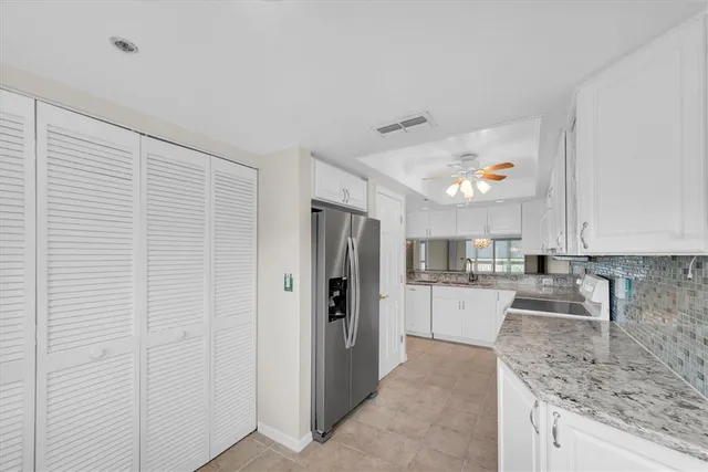 $245,000 | 9510 Harbor Greens Way, Unit 406, Seminole, FL 33776