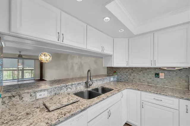 $245,000 | 9510 Harbor Greens Way, Unit 406, Seminole, FL 33776