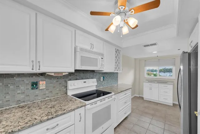 $245,000 | 9510 Harbor Greens Way, Unit 406, Seminole, FL 33776