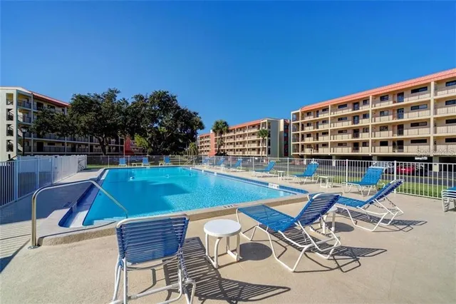 $245,000 | 9510 Harbor Greens Way, Unit 406, Seminole, FL 33776