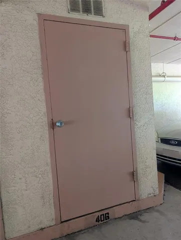 $245,000 | 9510 Harbor Greens Way, Unit 406, Seminole, FL 33776