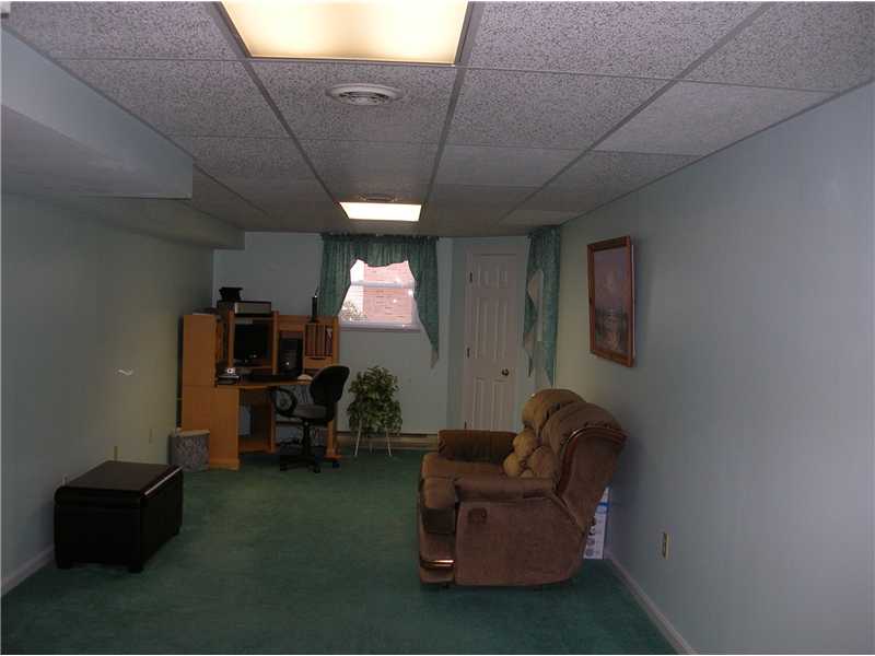 115 Lemay Road Woonsocket, RI 02895 - Photo 15 of 23 Bonus Room.