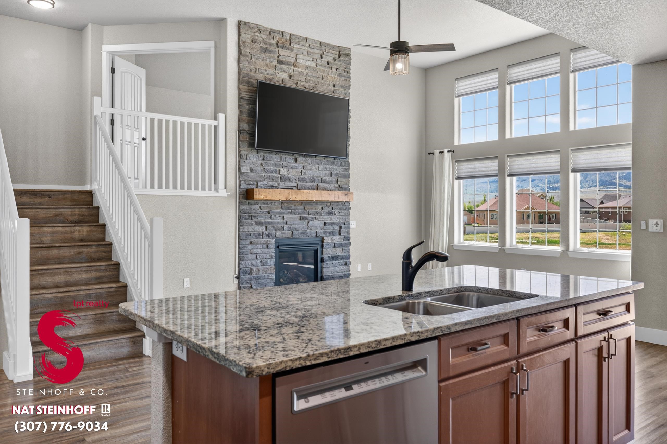 4331 Drayton Way Casper, WY 82609 - Photo 6 of 49
