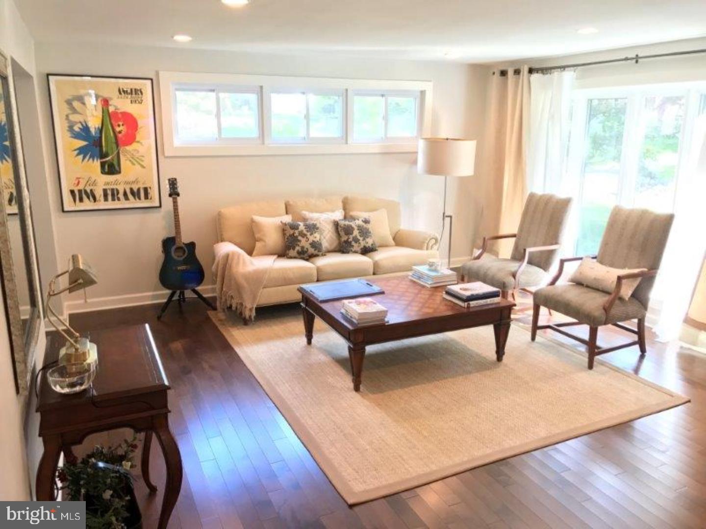 654 Brookwood Road Wayne, PA 19087 - Photo 3 of 23