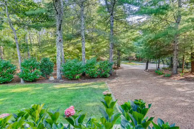 4 Penny Lane Edgartown, MA 02539 - Photo 48 of 60