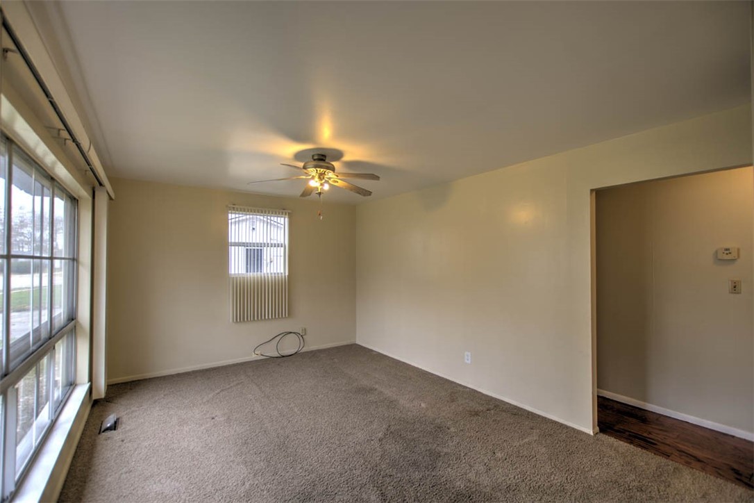 4018 Nottingham Drive Decatur, IL 62526 - Photo 5 of 18 Gallery Image 5