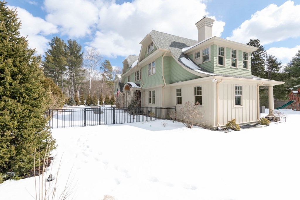 3 Kings Grant Road Weston, MA 02493 - Photo 39 of 42 Gallery Image 39