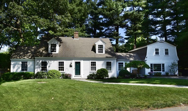 6 Cabot Road Andover, MA 01810 - Photo 1 of 22 Gallery Image 1
