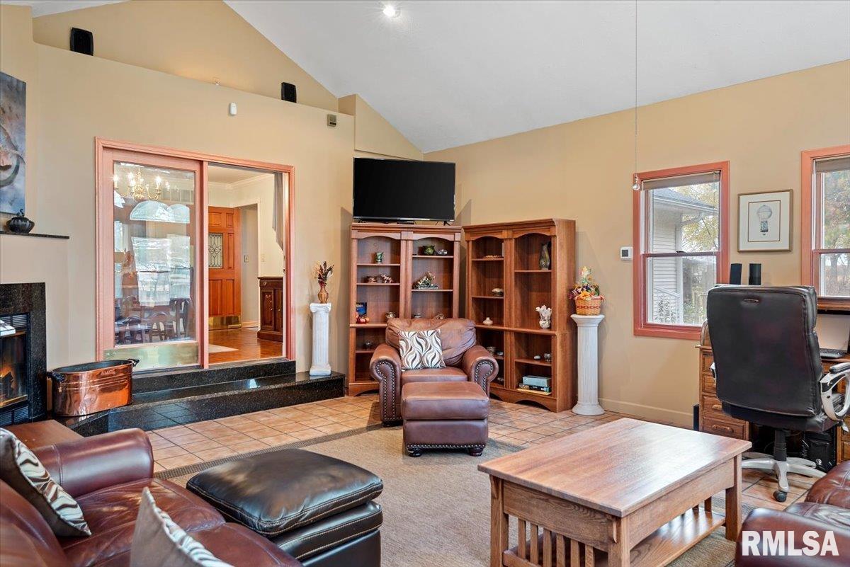 56 Zion Court Springfield, IL 62712 - Photo 14 of 53