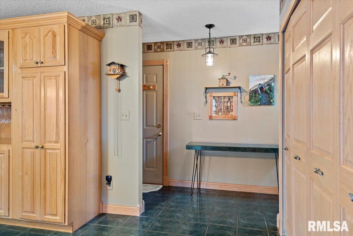 56 Zion Court Springfield, IL 62712 - Photo 21 of 53