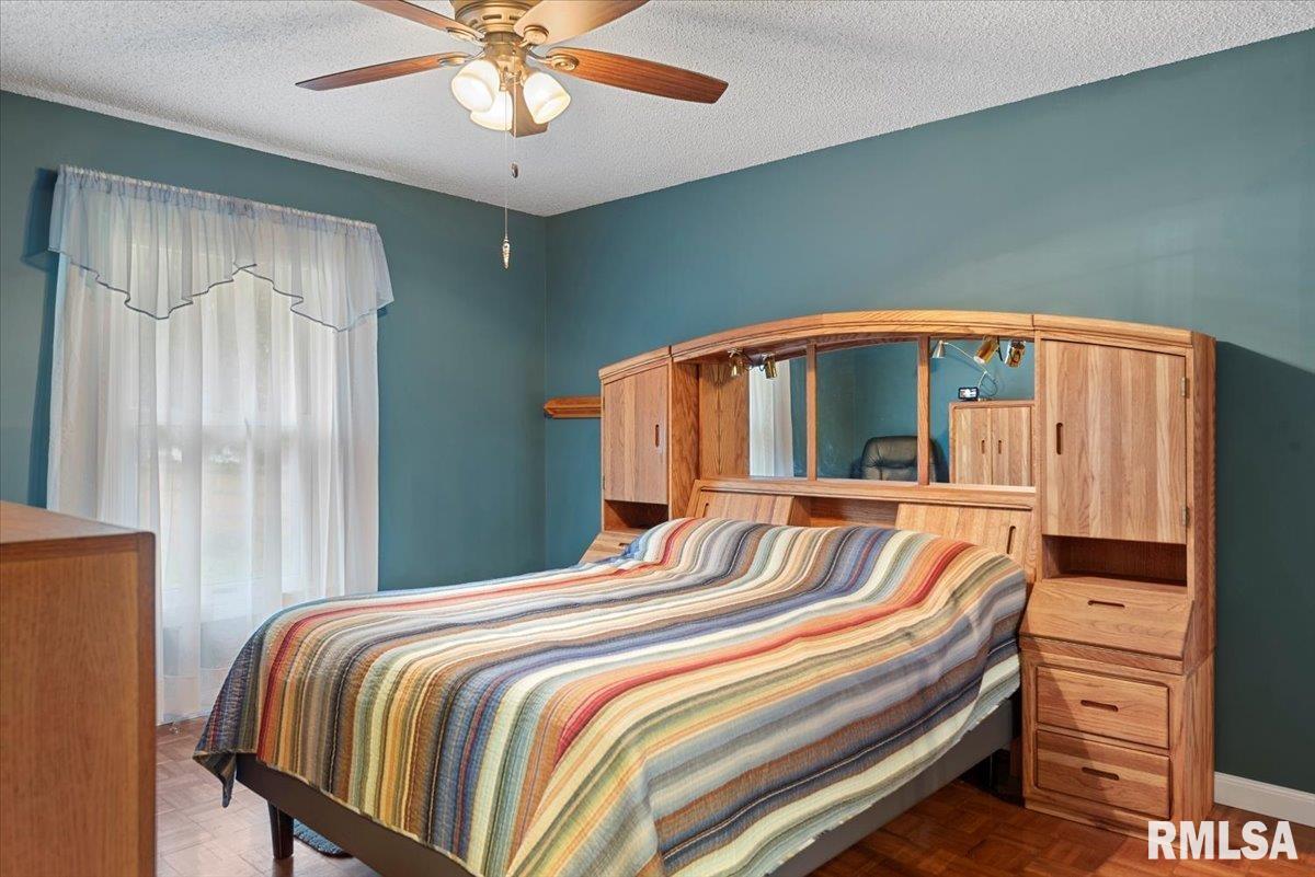 56 Zion Court Springfield, IL 62712 - Photo 29 of 53