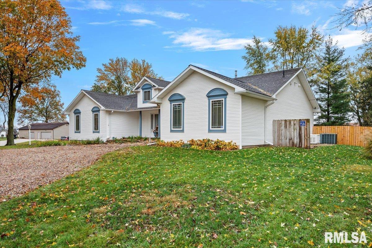 56 Zion Court Springfield, IL 62712 - Photo 4 of 53