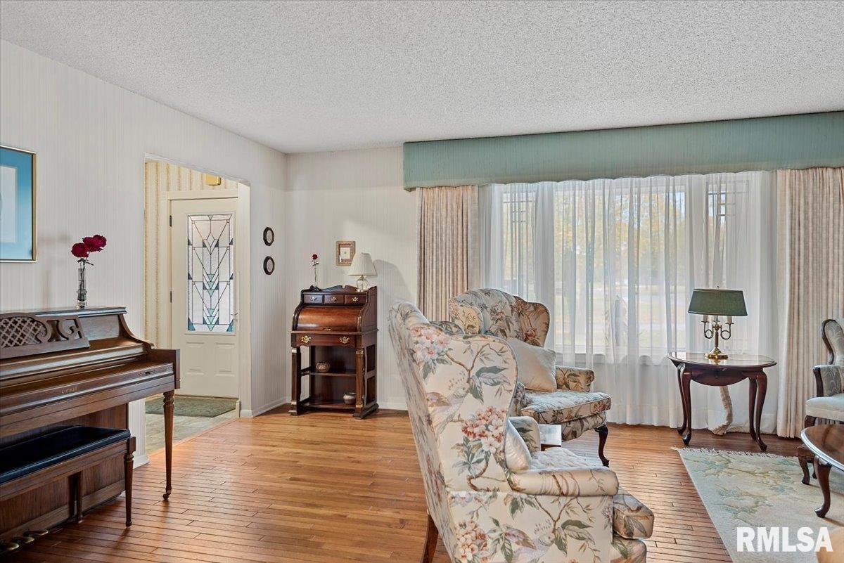 56 Zion Court Springfield, IL 62712 - Photo 7 of 53