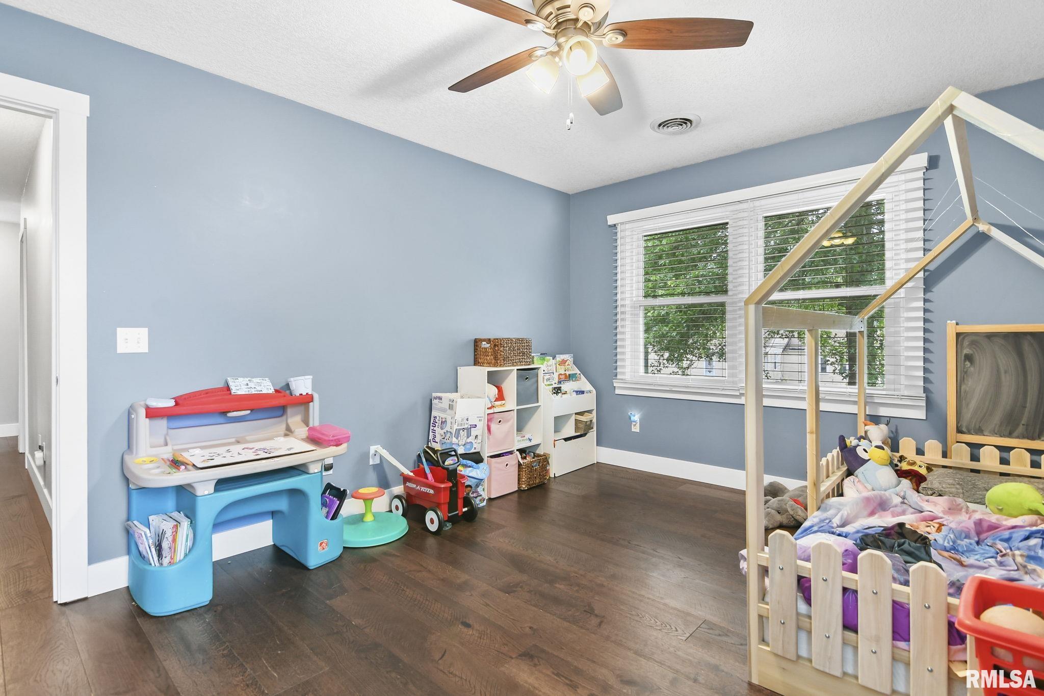 3635 Pleasantview Court Decatur, IL 62526 - Photo 27 of 39 Gallery Image 27