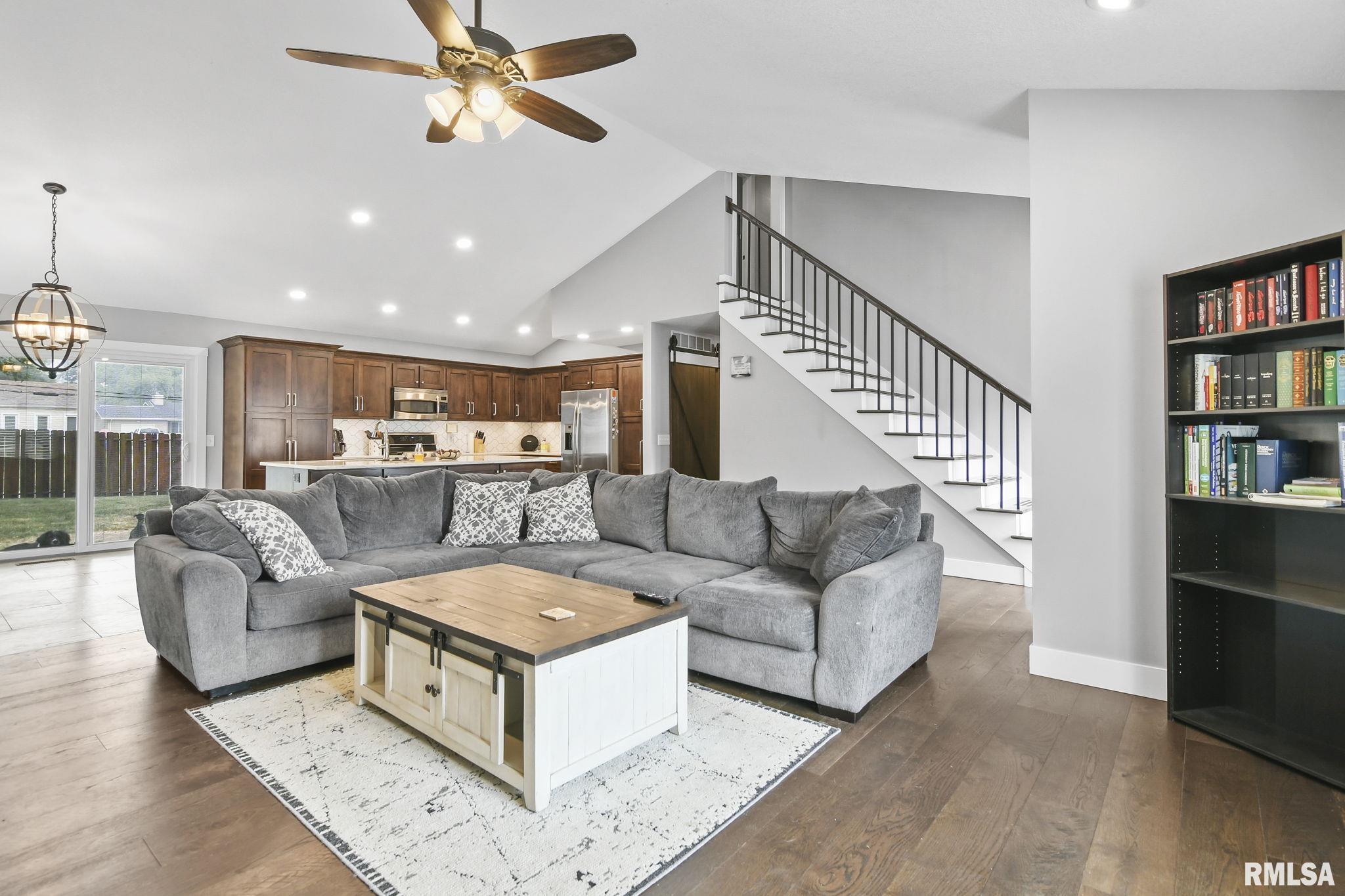 3635 Pleasantview Court Decatur, IL 62526 - Photo 7 of 39 Gallery Image 7