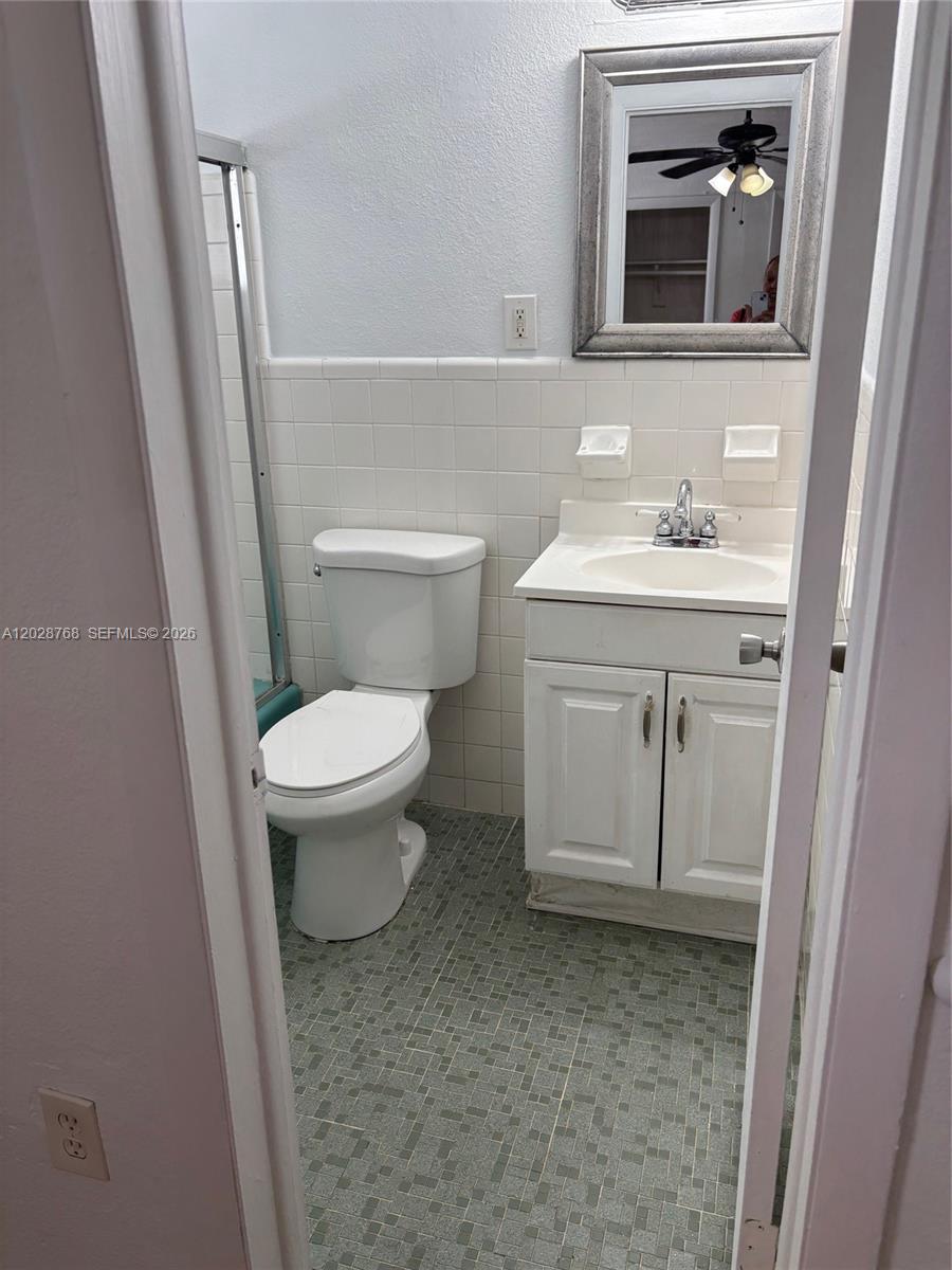 6780 Southwest 44th Street, Unit 15 Miami, FL 33155 - Photo 6 of 7