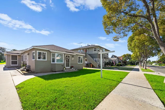 $1,082,000 | 128 West Rosslynn Avenue, Fullerton, CA 92832