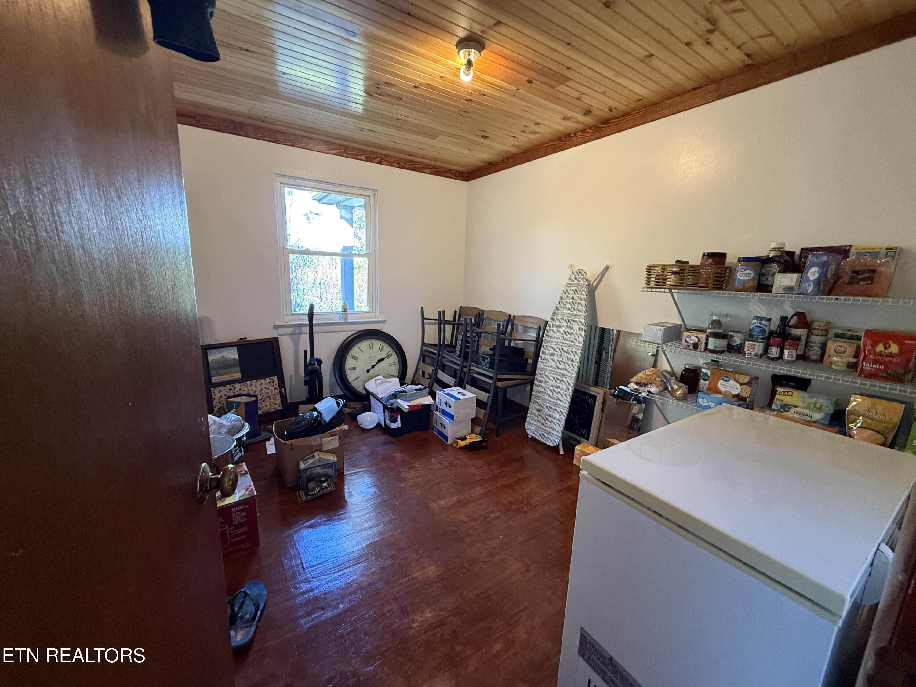 1834 Balls Chapel Road Rose Hill, VA 24281 - Photo 17 of 27 IMG_1487