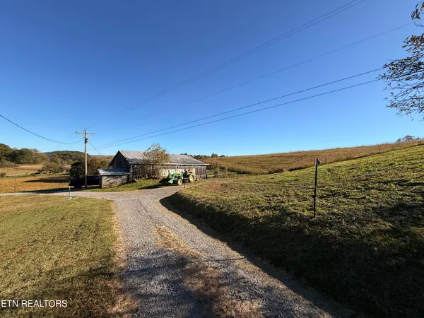 $179,900 | 1834 Balls Chapel Road, Rose Hill, VA 24281