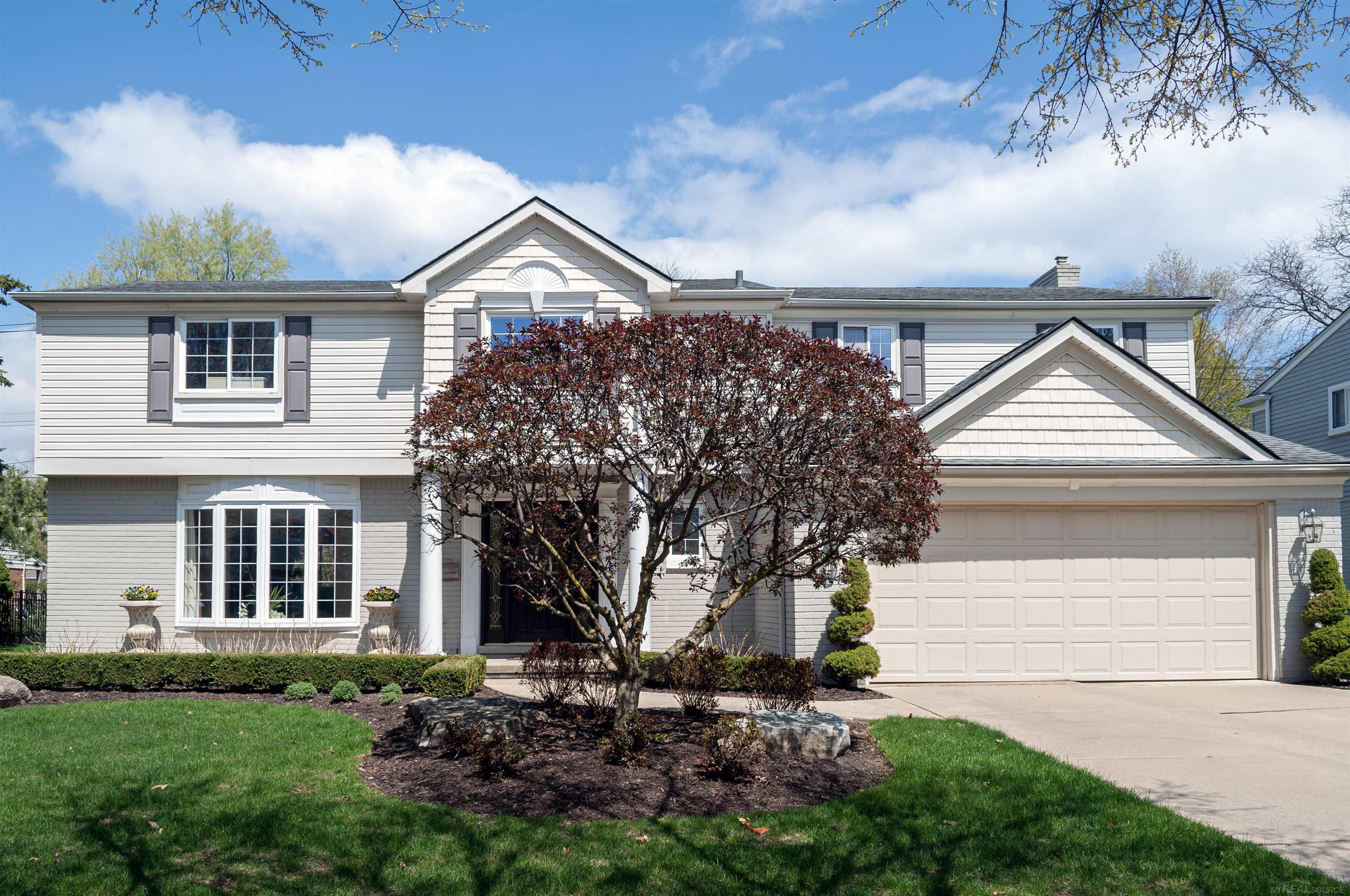 1010 Canterbury Road Grosse Pointe Woods, MI 48236 - Photo 2 of 65