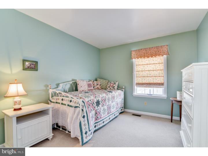 2276 East Buck Road Pennsburg, PA 18073 - Photo 13 of 21 Bedroom 3