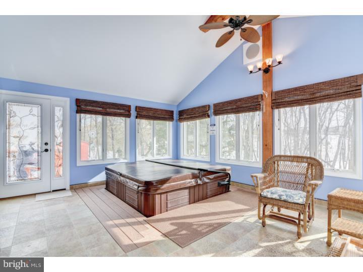 2276 East Buck Road Pennsburg, PA 18073 - Photo 9 of 21 Hot Tub