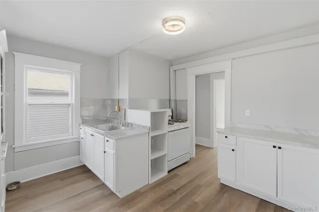 $3,300 | 1446 Lincoln Terrace, Unit 3, Peekskill, NY 10566