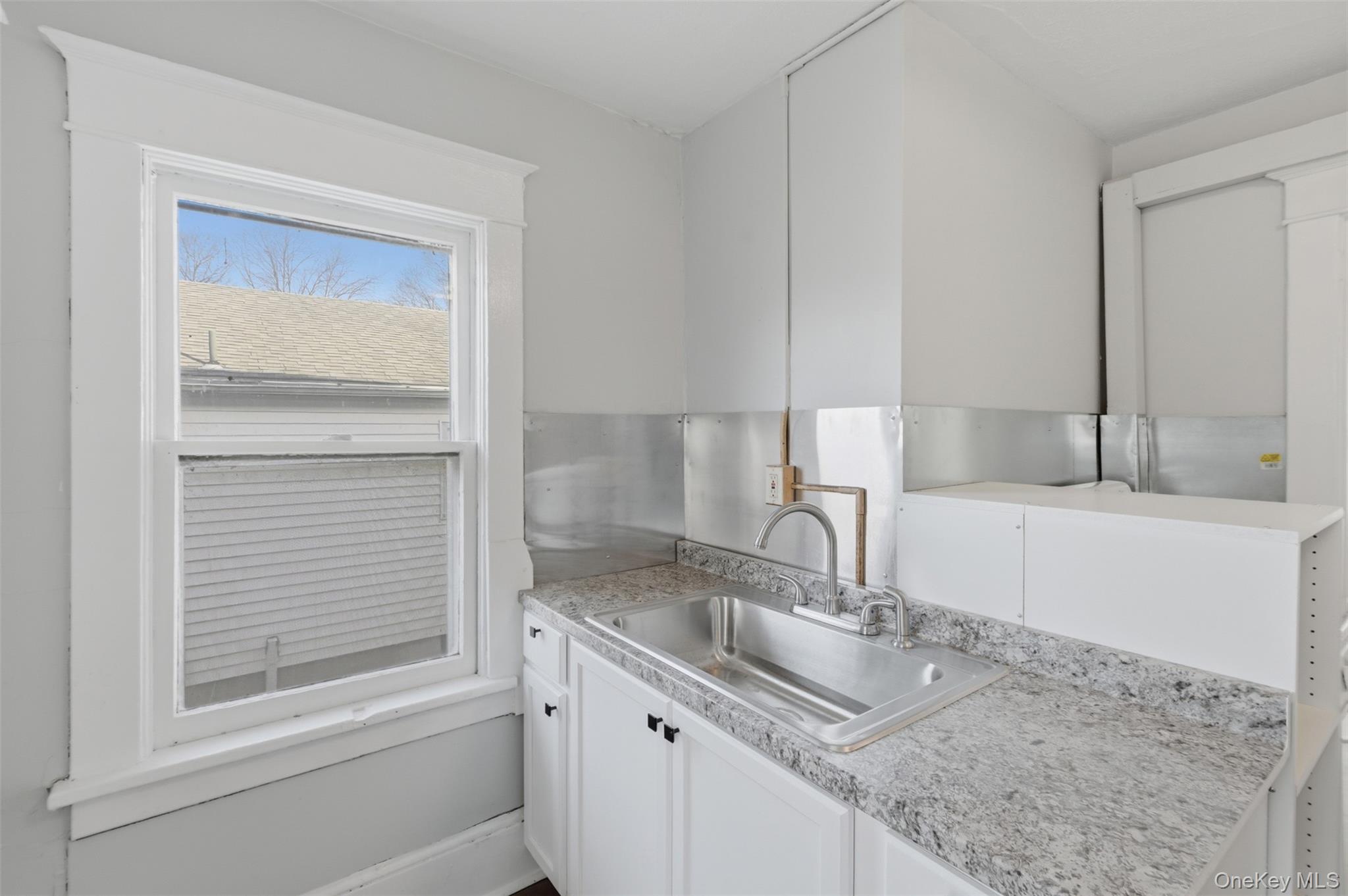 1446 Lincoln Terrace, Unit 3 Peekskill, NY 10566 - Photo 4 of 10