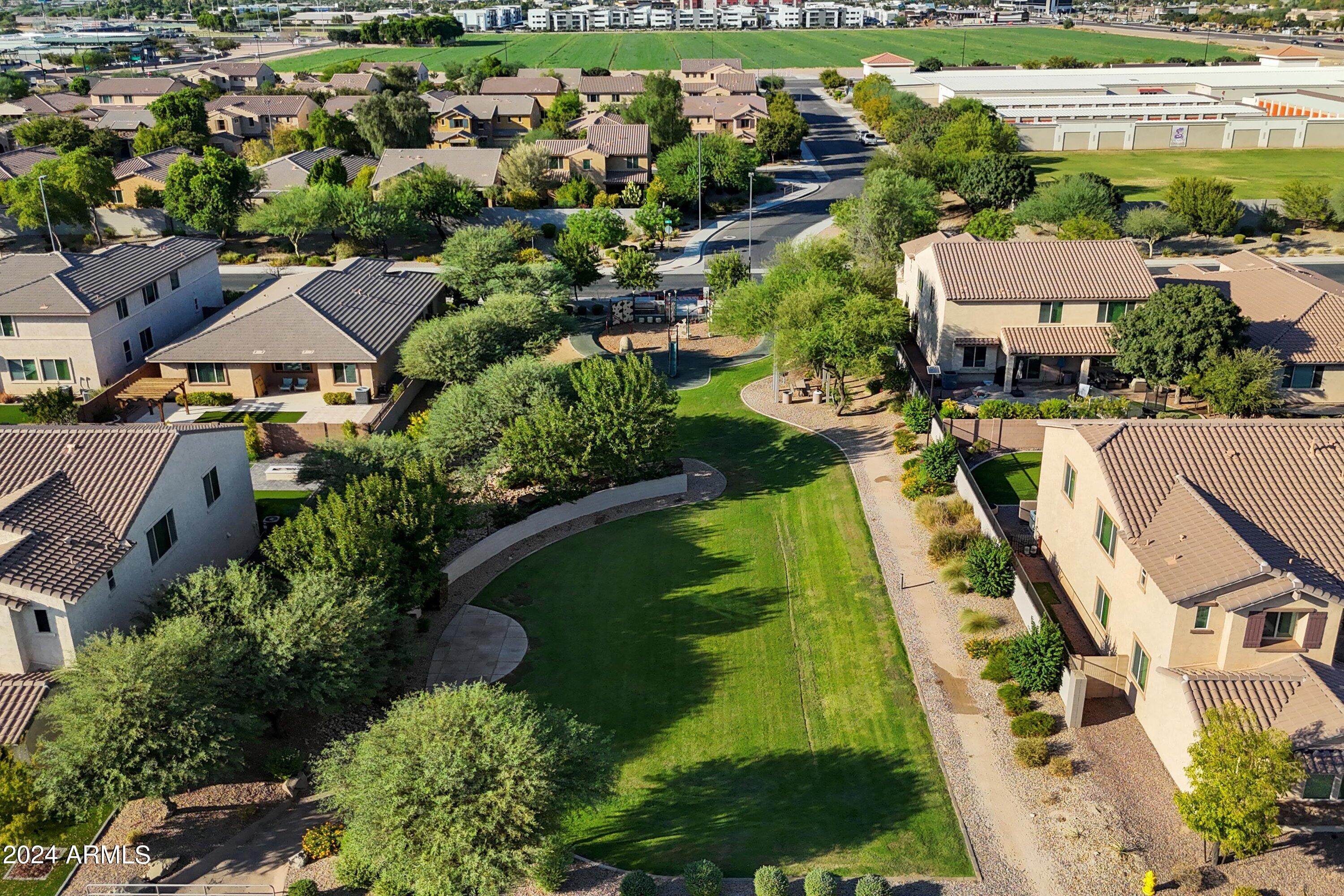 1463 East Warbler Road Gilbert, AZ 85297 - Photo 46 of 50 Green Space