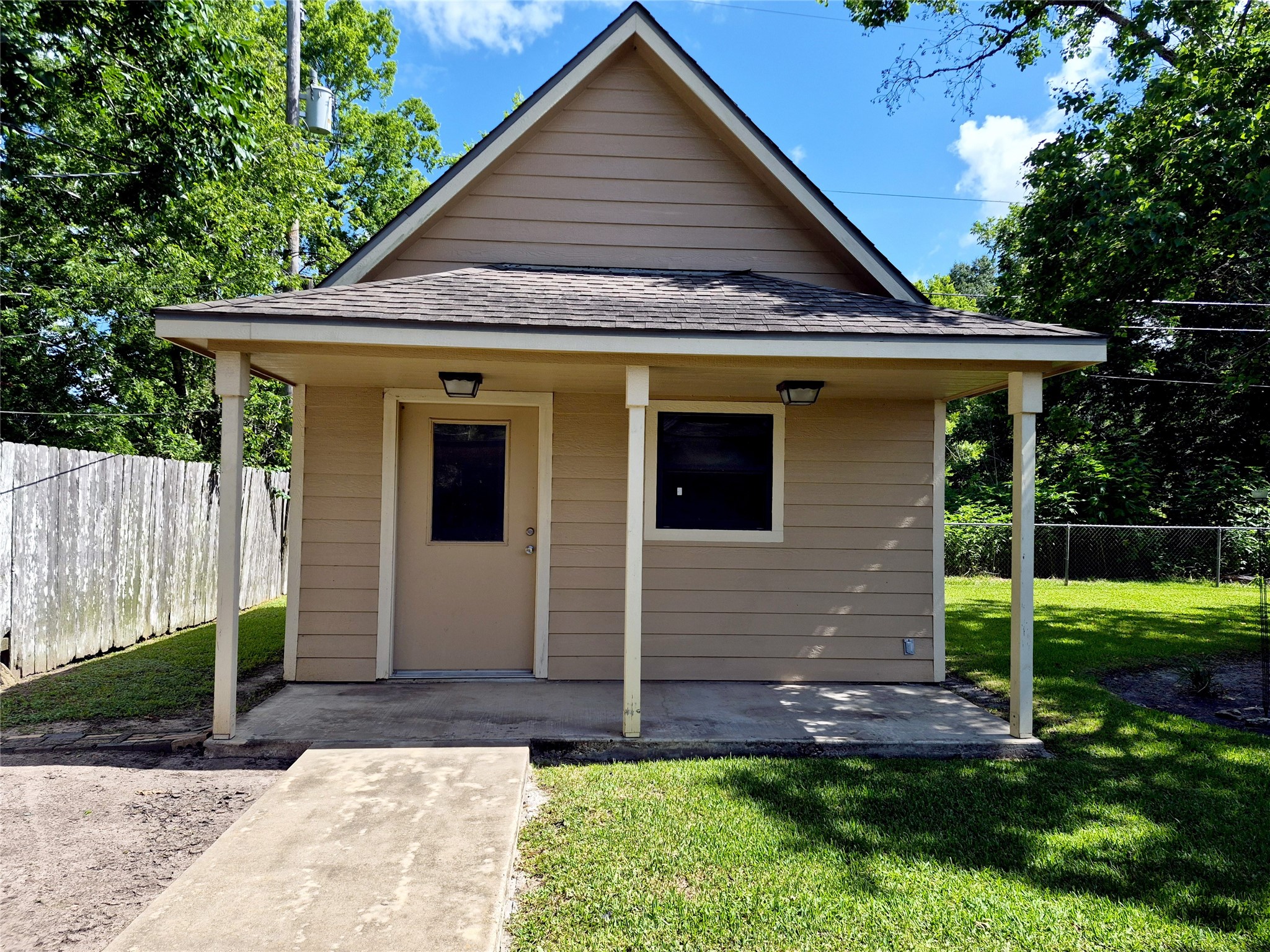 613 Southside Drive Angleton, TX 77515 - Photo 34 of 41