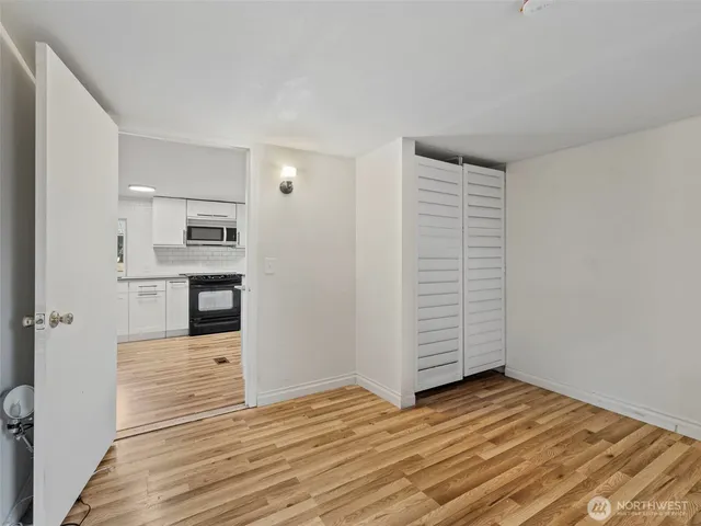 $499,000 | 11040 14th Avenue Southwest, Seattle, WA 98146