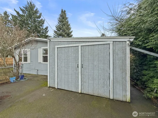 $499,000 | 11040 14th Avenue Southwest, Seattle, WA 98146