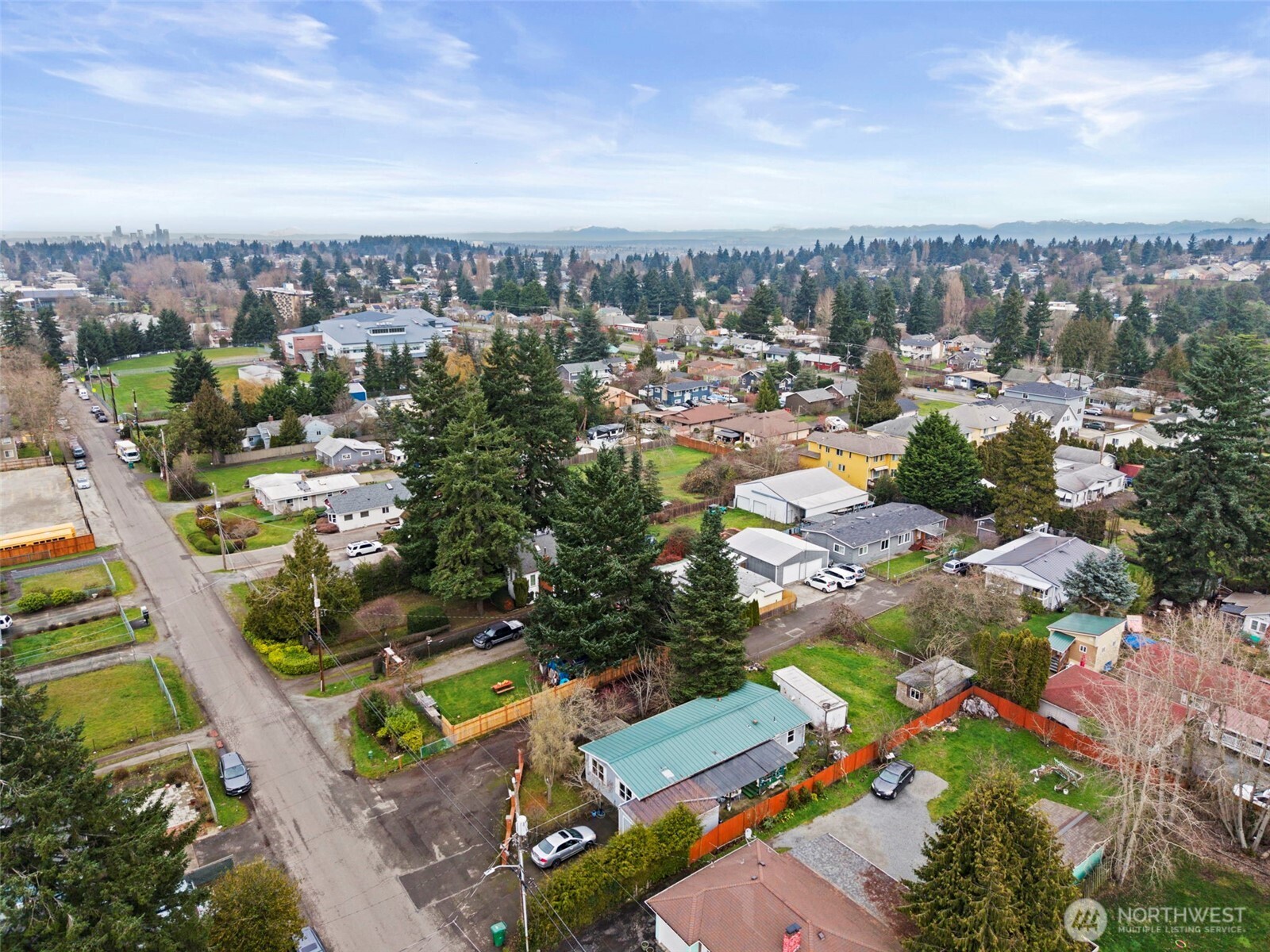 11040 14th Avenue Southwest Seattle, WA 98146 - Photo 30 of 34