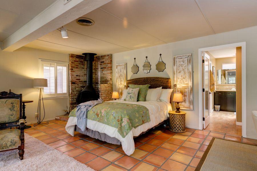 1195 Rancho Court Ojai, CA 93023 - Photo 20 of 49 a living room with a bed and furniture
