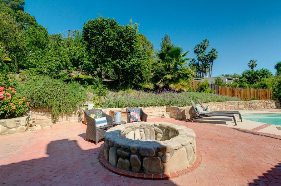 1195 Rancho Court Ojai, CA 93023 - Photo 39 of 49 a view of a chairs and table in backyard