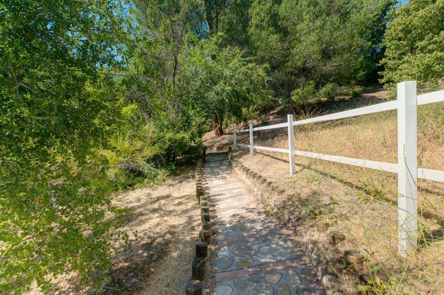 1195 Rancho Court Ojai, CA 93023 - Photo 43 of 49