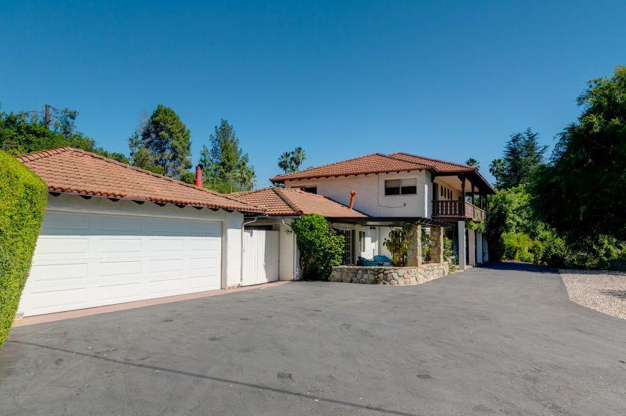 1195 Rancho Court Ojai, CA 93023 - Photo 49 of 49 a view of a house with a outdoor space and shower