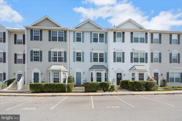 $400,000 | 8834 Goose Landing Circle, Columbia, MD 21045