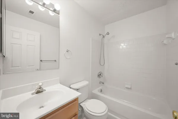 $400,000 | 8834 Goose Landing Circle, Columbia, MD 21045
