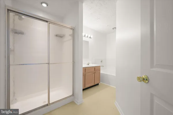 $400,000 | 8834 Goose Landing Circle, Columbia, MD 21045