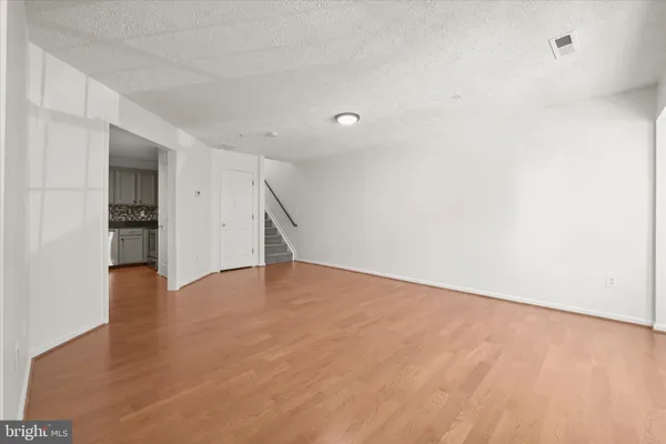 $400,000 | 8834 Goose Landing Circle, Columbia, MD 21045