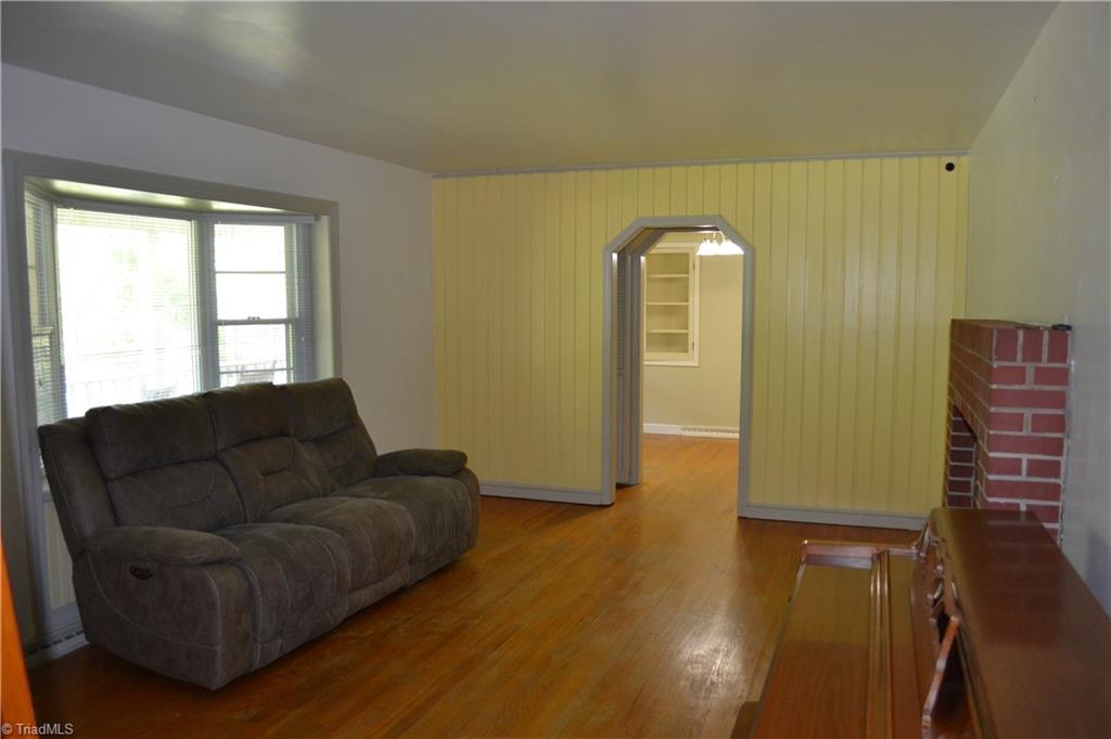 633 Bald Hill Loop Madison, NC 27025 - Photo 9 of 28